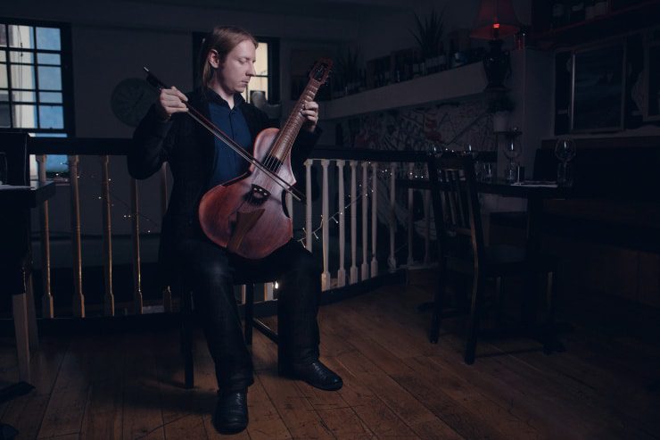 A Short Movie of Some Improvisations on a Theme of Folia on the GuitarViol